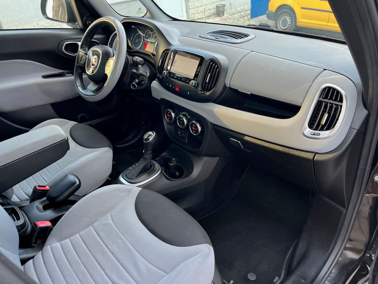 2013 Fiat 500L — Miniatură 14