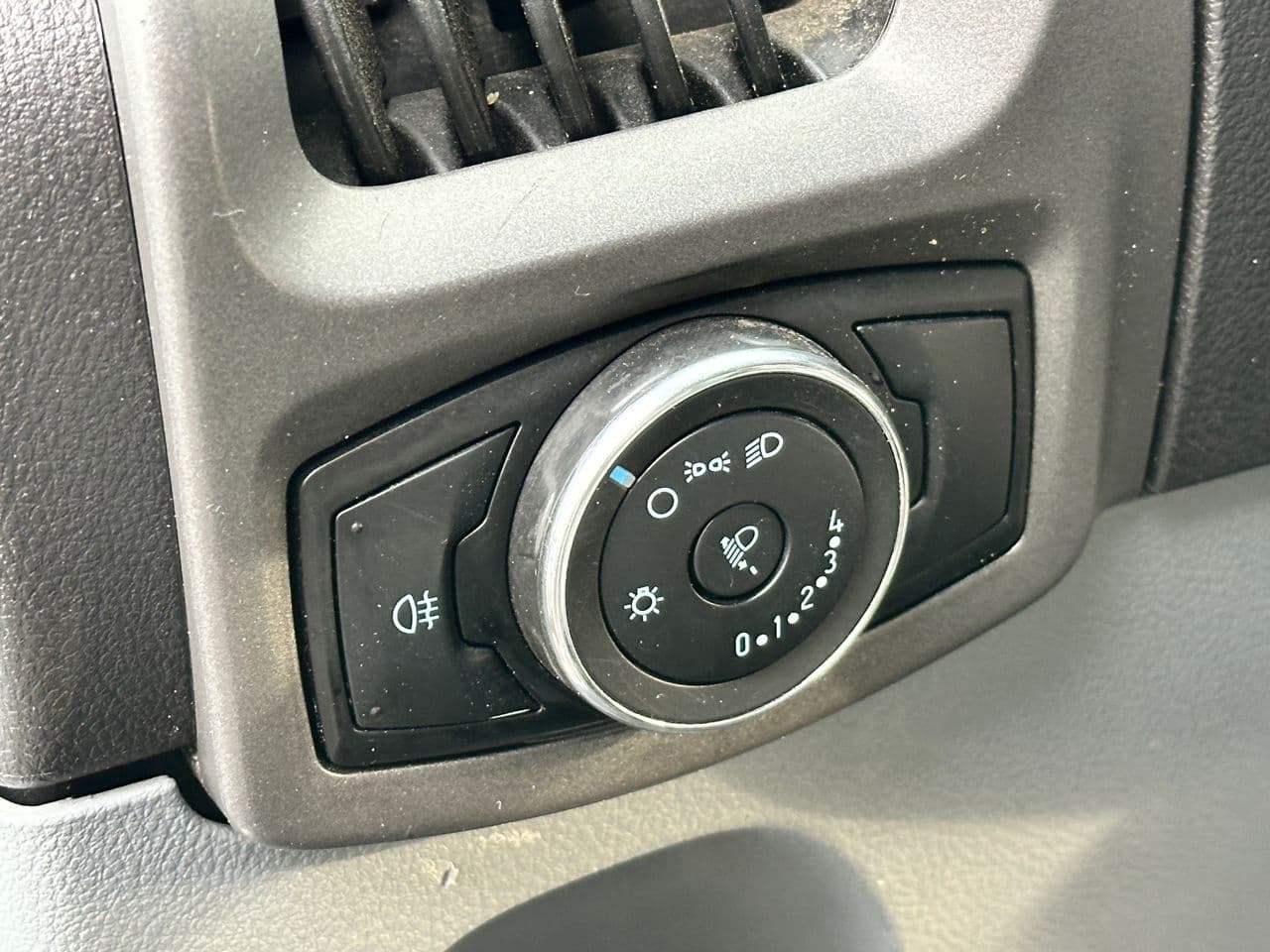 2014 Ford Transit — Miniatură 7