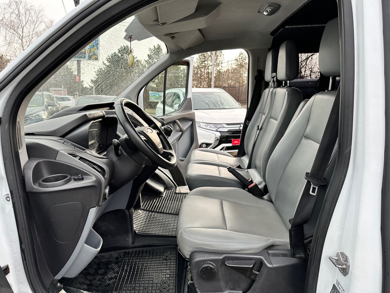 2014 Ford Transit — Miniatură 5