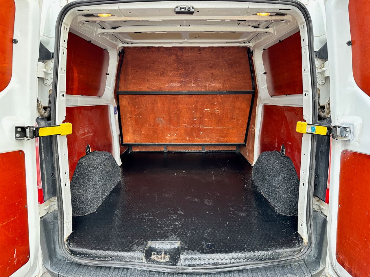 2014 Ford Transit — Miniatură 15