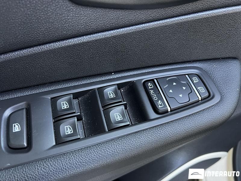 2017 Renault Captur — Miniatură 14