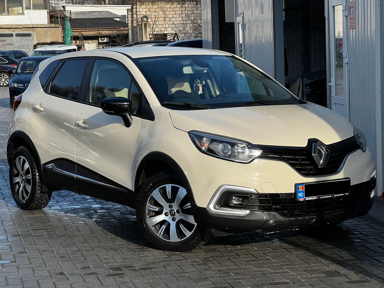 2017 Renault Captur — Miniatură 3
