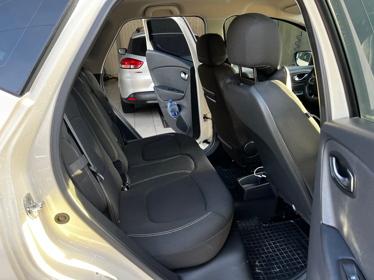 2017 Renault Captur — Miniatură 16