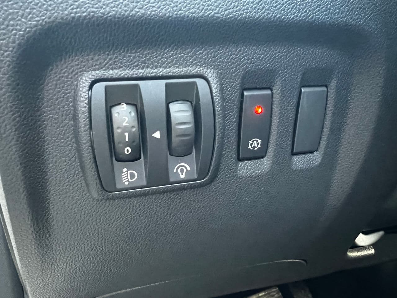2017 Renault Captur — Miniatură 12