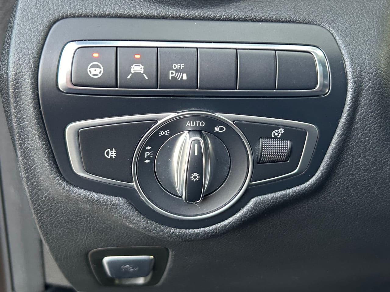 2017 Mercedes GLC 250 — Miniatură 10