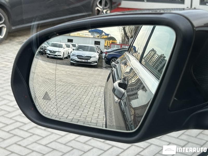 2017 Mercedes GLC 250 — Miniatură 5