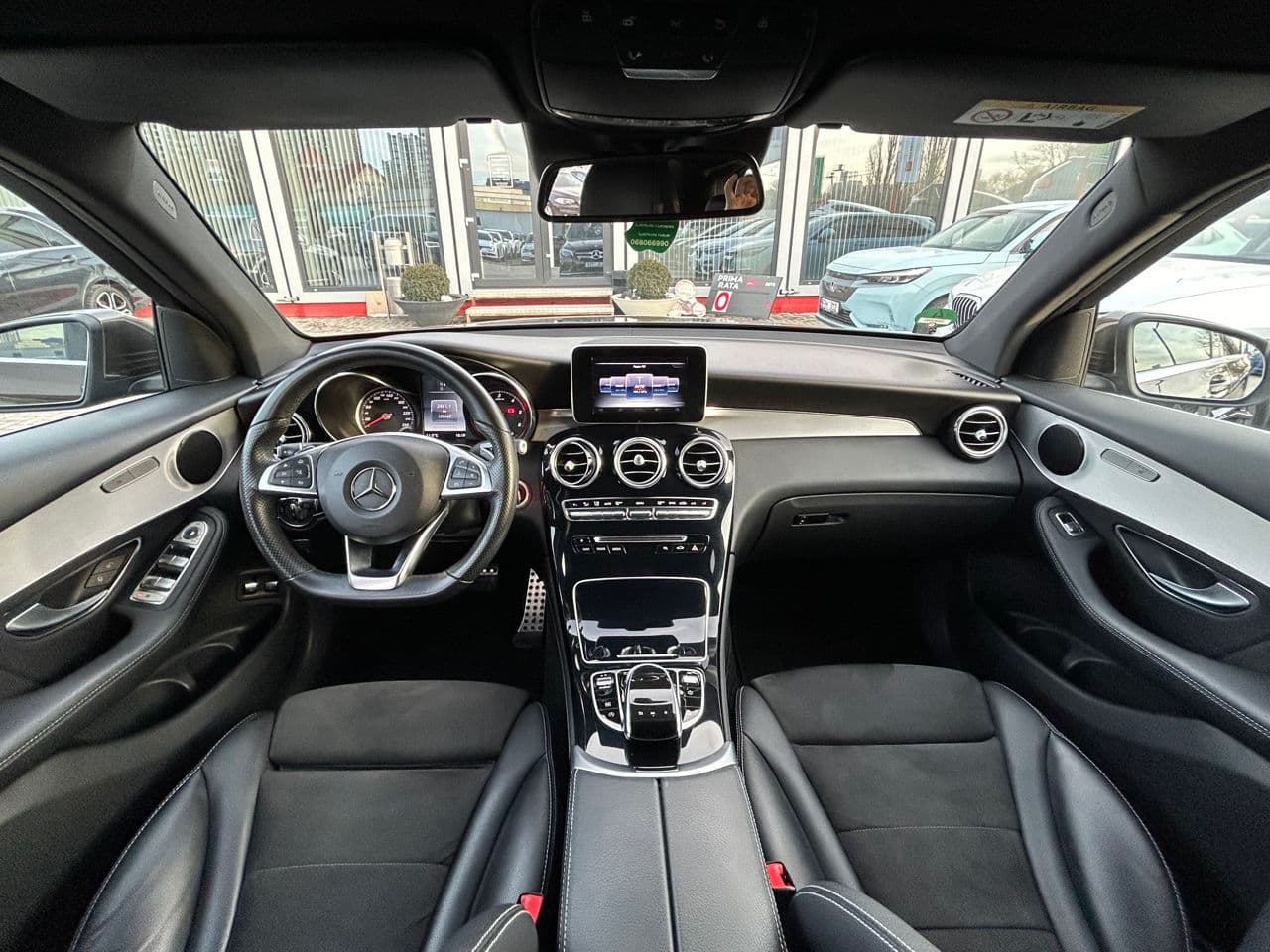 2017 Mercedes GLC 250 — Miniatură 9