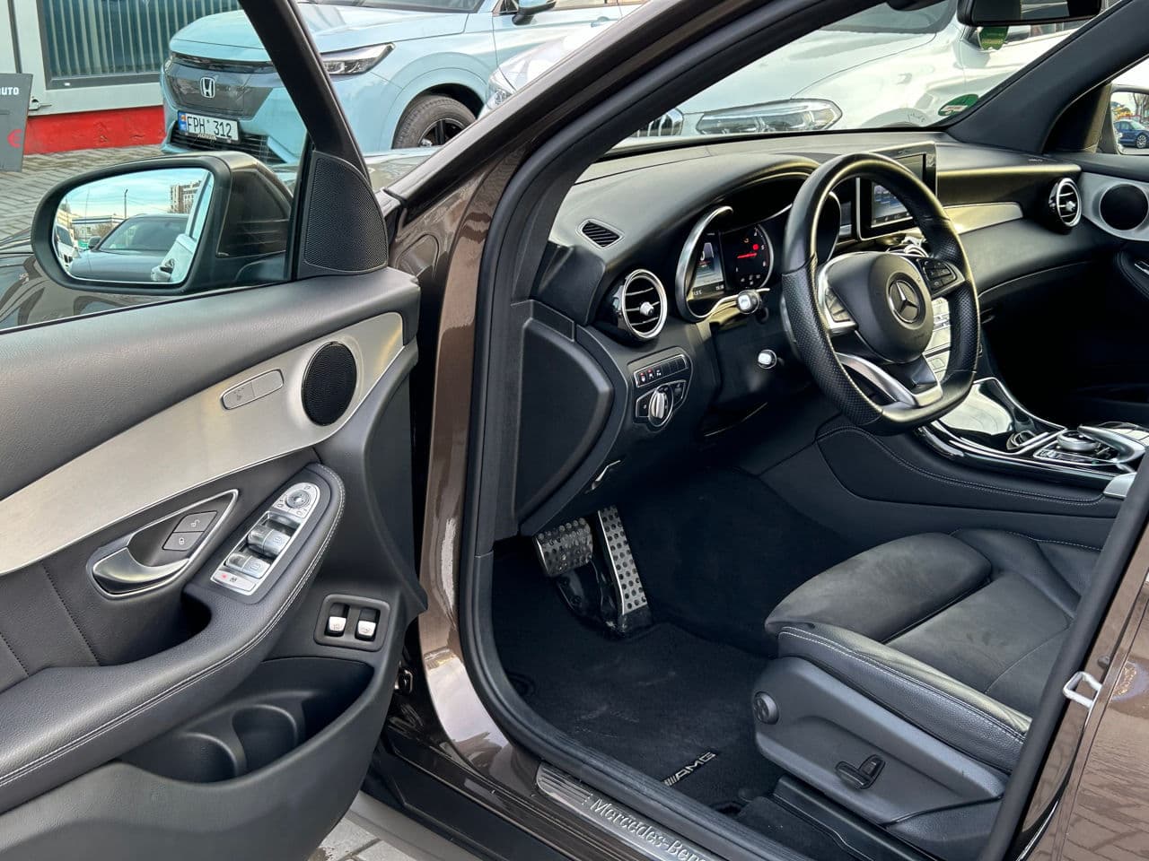 2017 Mercedes GLC 250 — Miniatură 6
