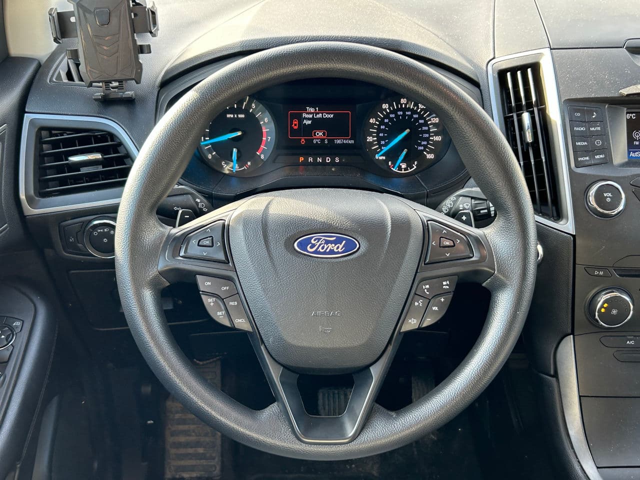 2016 Ford Edge — Miniatură 11