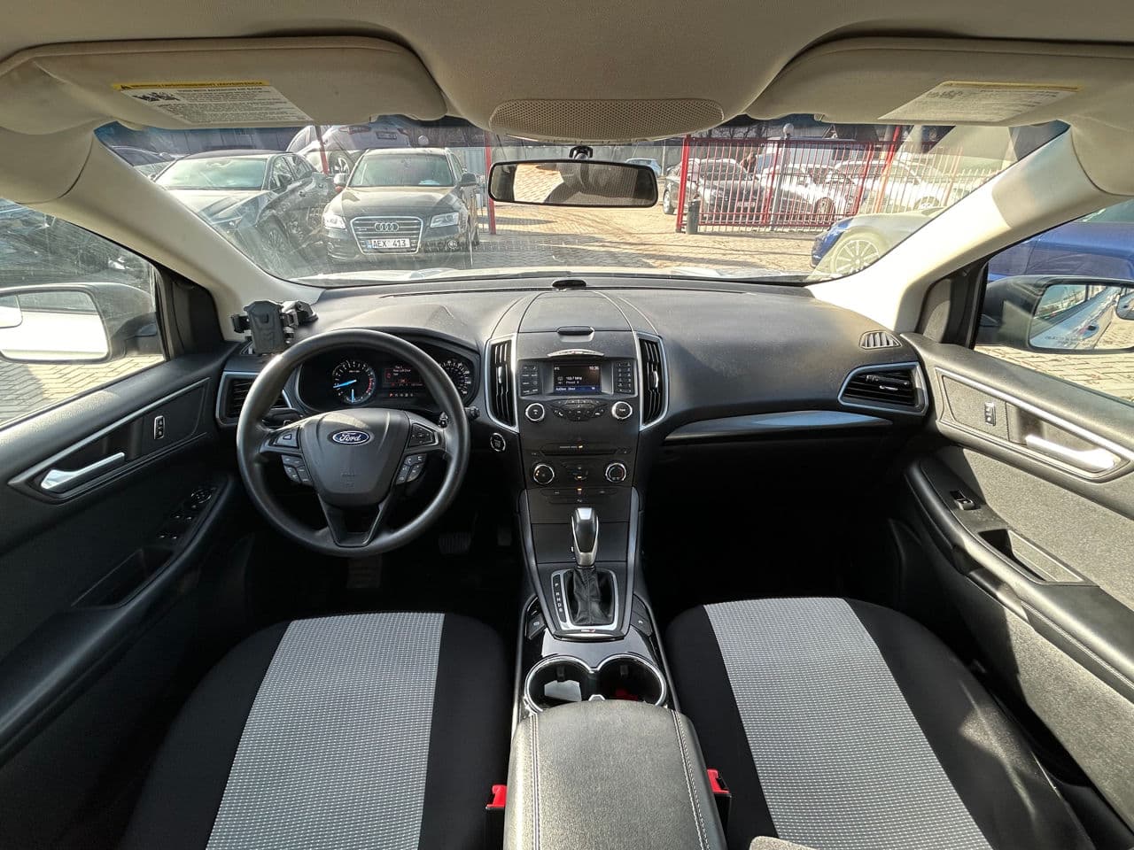 2016 Ford Edge — Miniatură 9