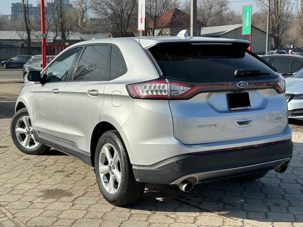 2016 Ford Edge — Miniatură 2