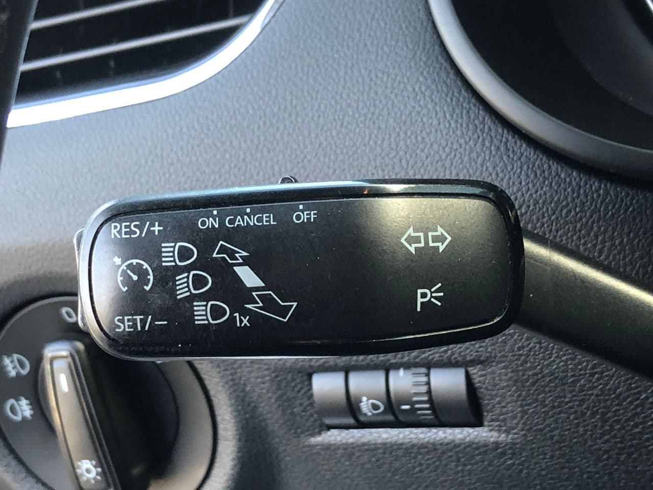 2014 Skoda Octavia — Miniatură 15