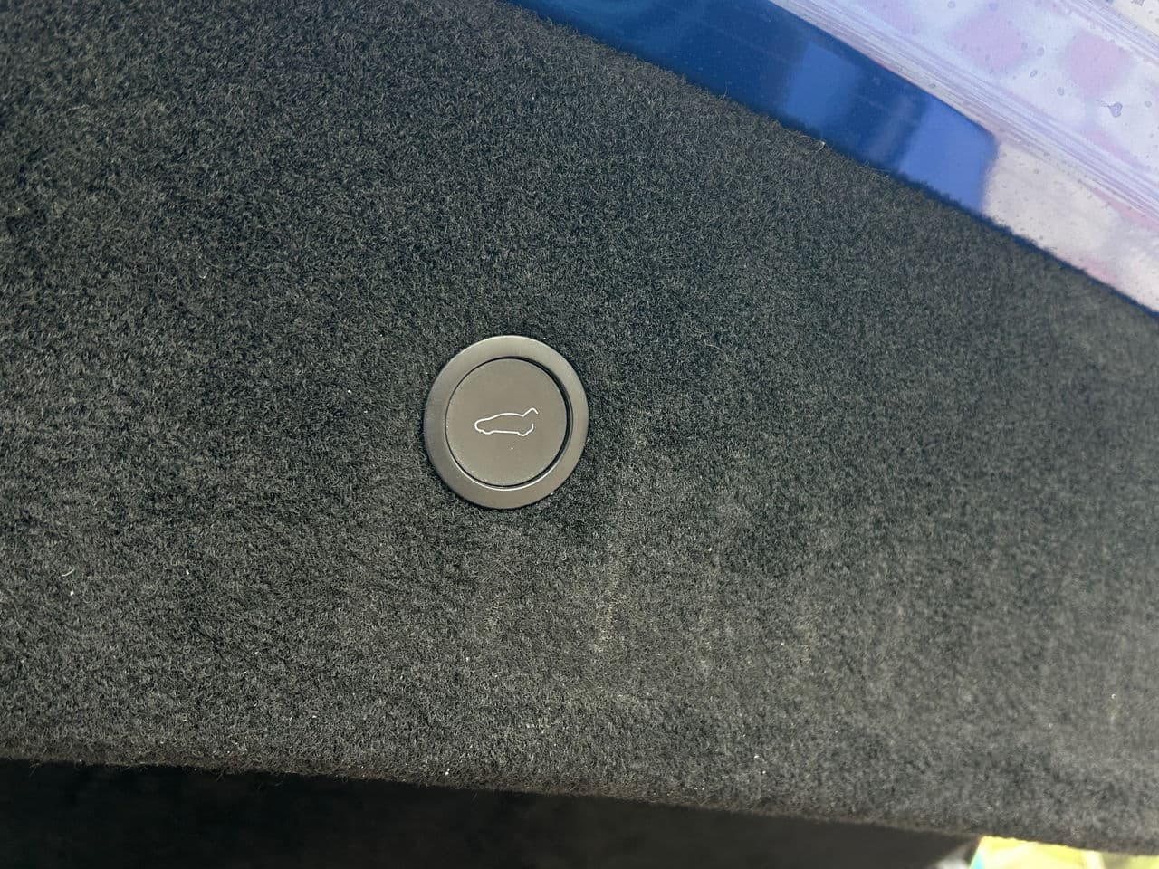 2022 Tesla Model S Plaid — Miniatură 21