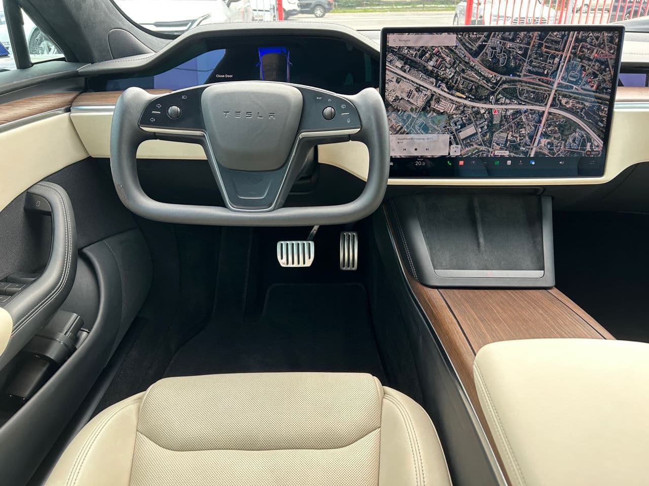 2022 Tesla Model S Plaid — Miniatură 7