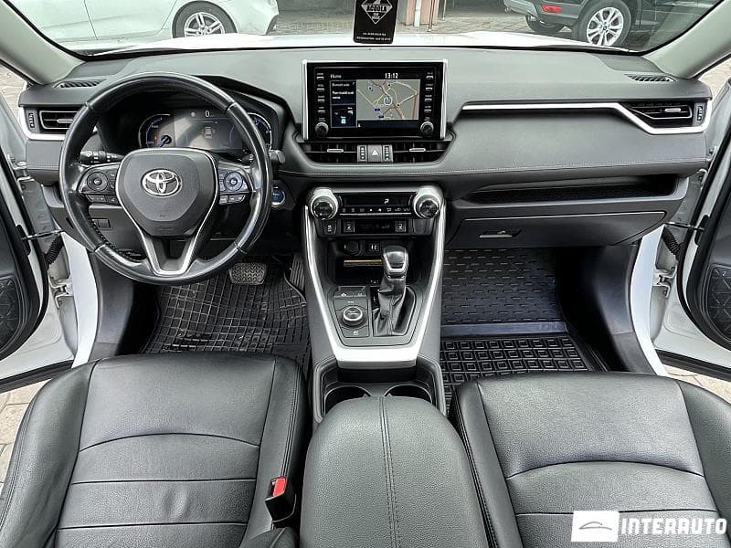 Toyota Rav-4 2019 — Миниатюра 6