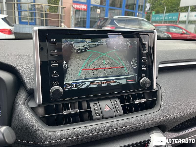 Toyota Rav-4 2019 — Миниатюра 9