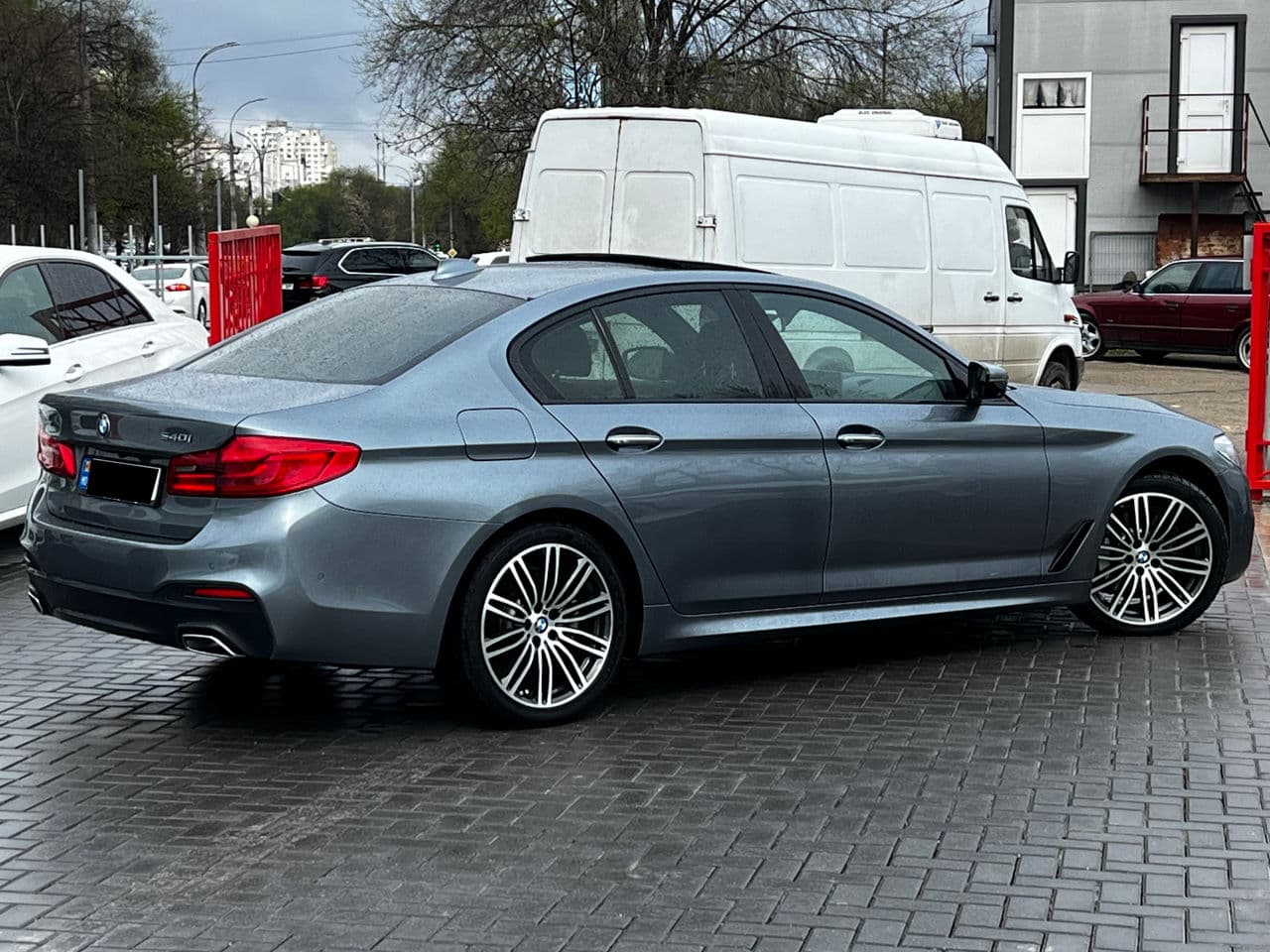2018 BMW 540 — Miniatură 2