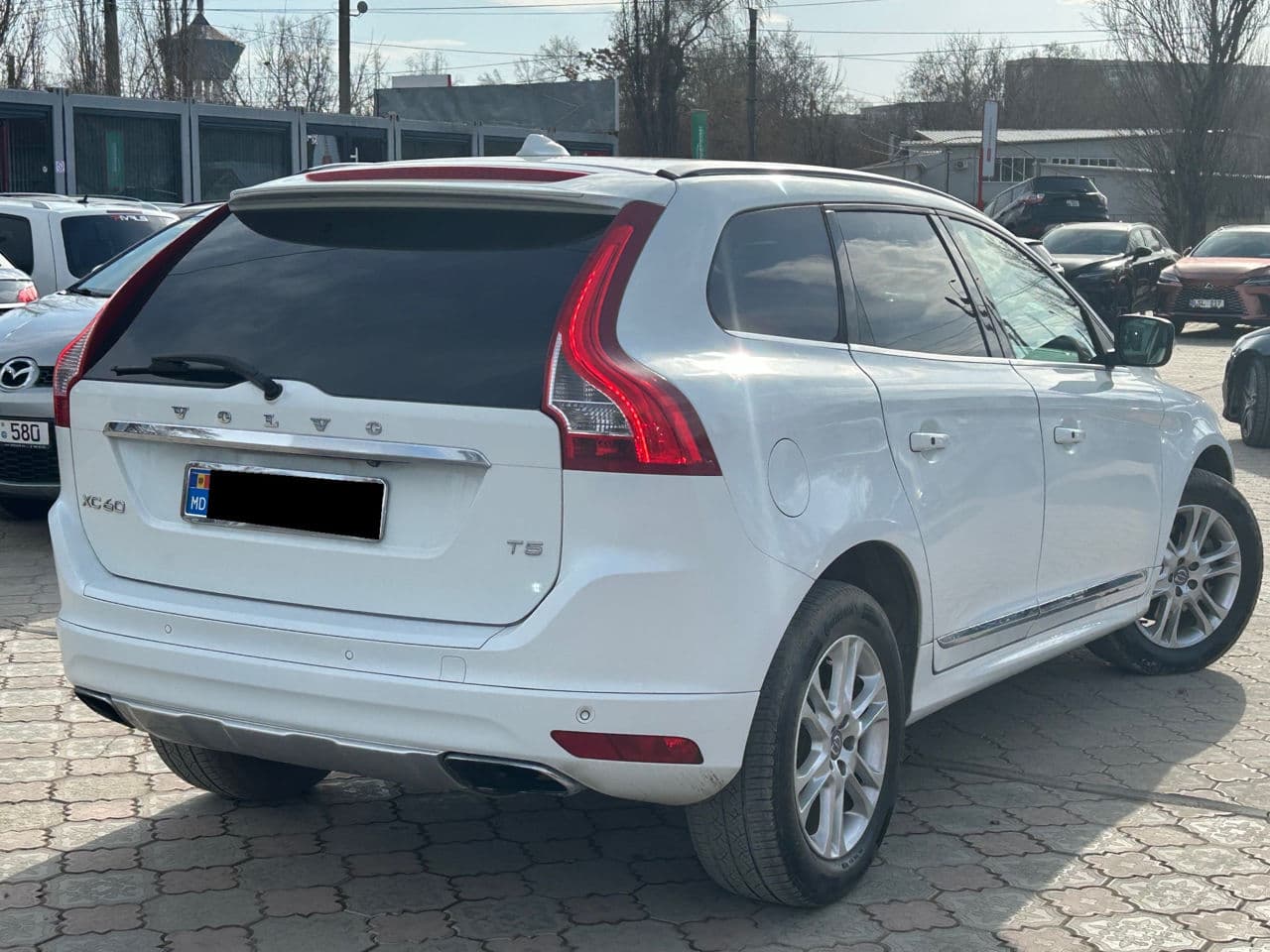 2015 Volvo XC 60 — Miniatură 3