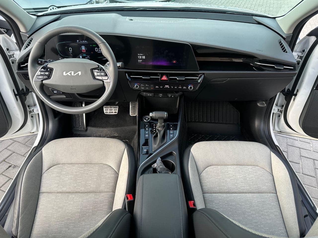 2023 Kia Niro — Miniatură 7