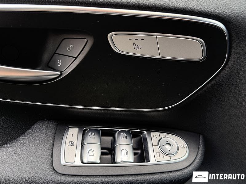 2021 Mercedes V 220 — Miniatură 19