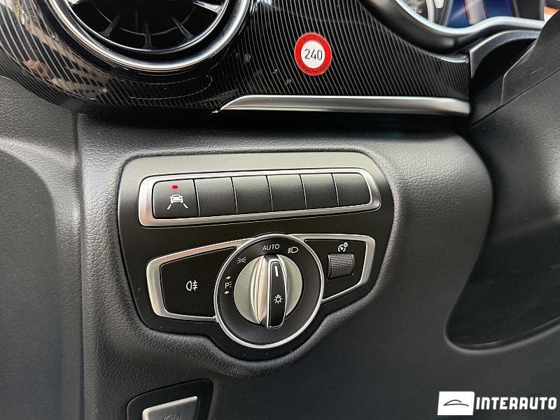 2021 Mercedes V 220 — Miniatură 20