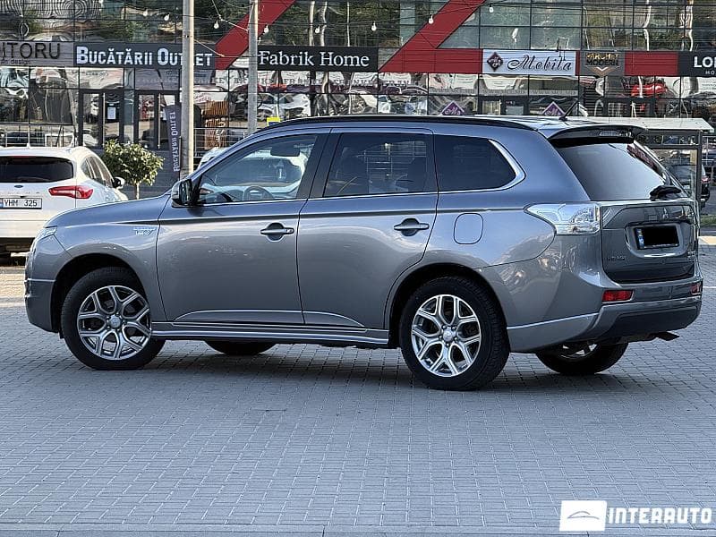 2014 Mitsubishi Outlander — Miniatură 4