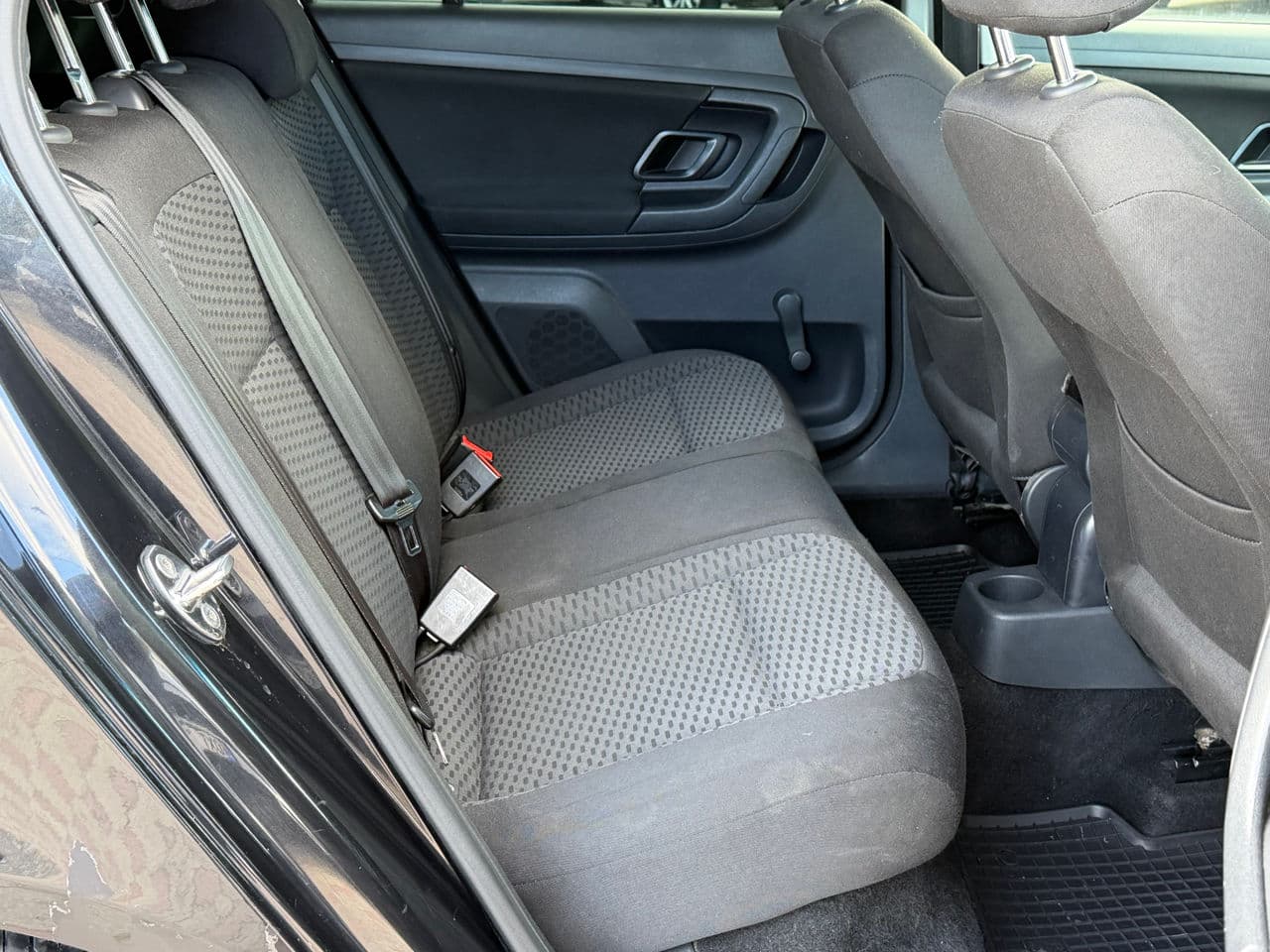 2011 Skoda Fabia — Miniatură 15