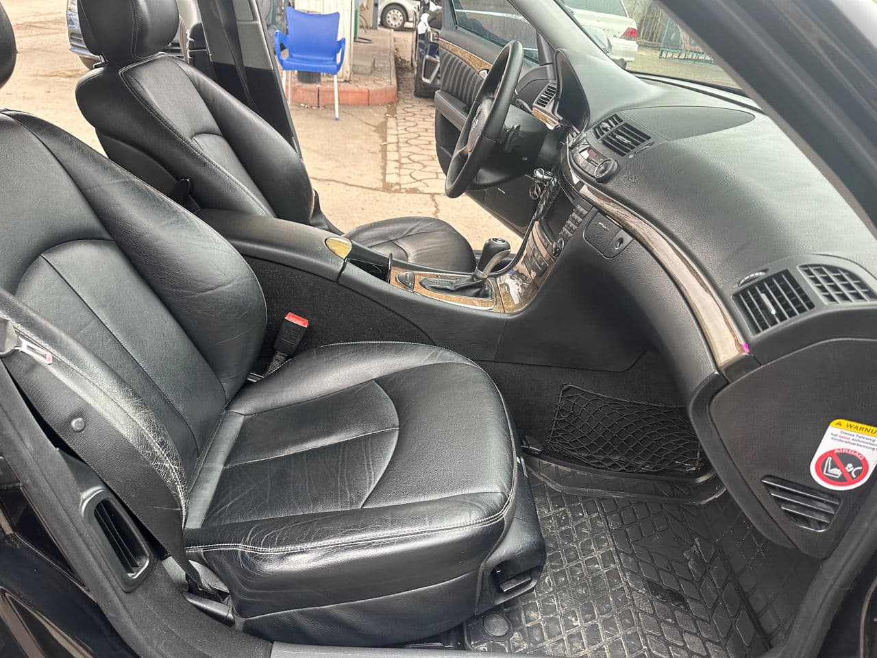Mercedes E 320 2007 — Миниатюра 6