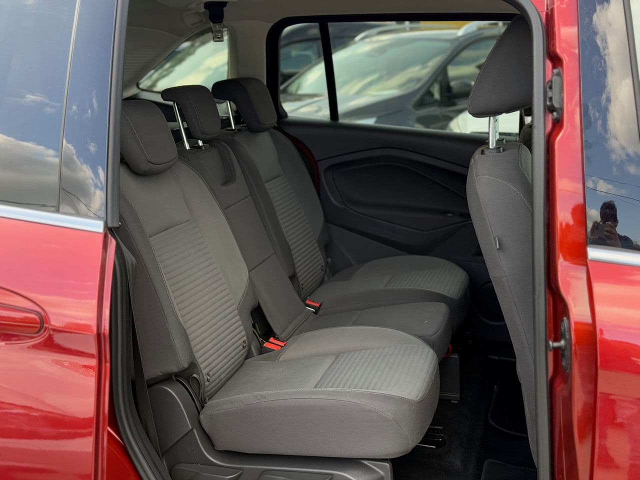 Ford Grand C-MAX 2016 — Миниатюра 16