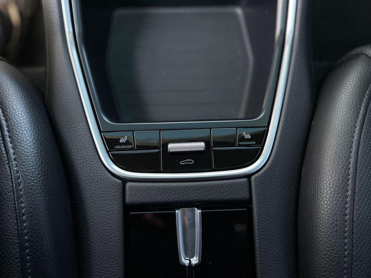 2019 Porsche Panamera 4 — Miniatură 27