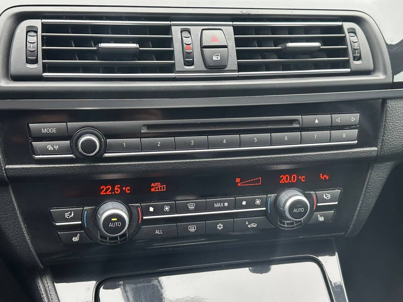 2012 BMW 525 — Miniatură 11
