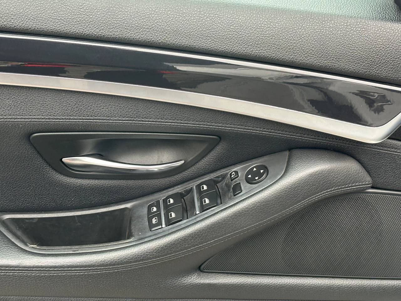 2012 BMW 525 — Miniatură 5