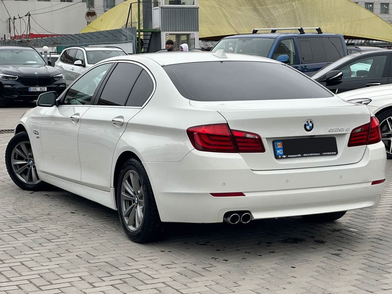 2012 BMW 525 — Miniatură 4