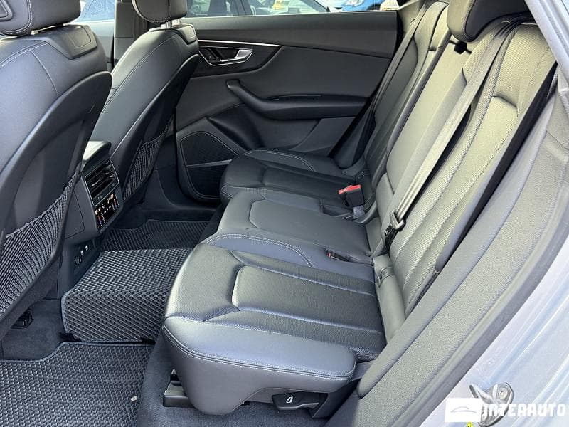 2020 Audi Q8 — Miniatură 18