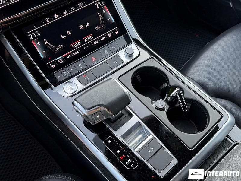2020 Audi Q8 — Miniatură 15