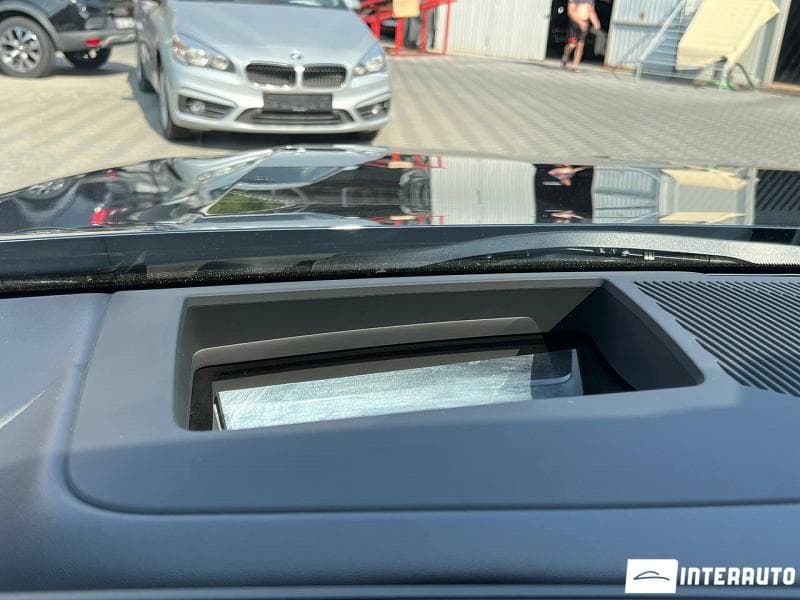 2024 BMW 520 — Miniatură 12