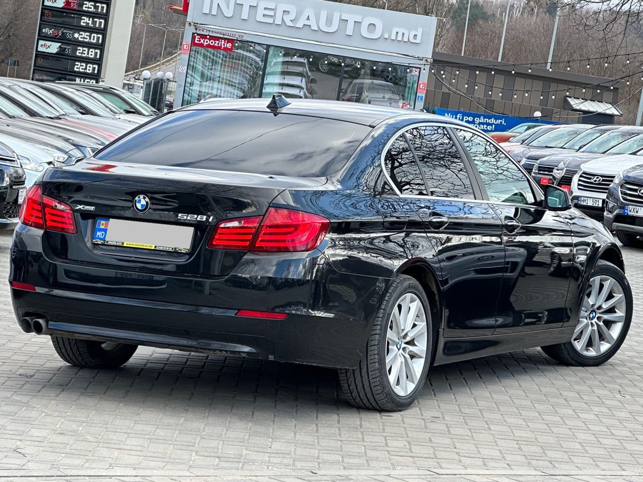 BMW 528 2012 — Миниатюра 3