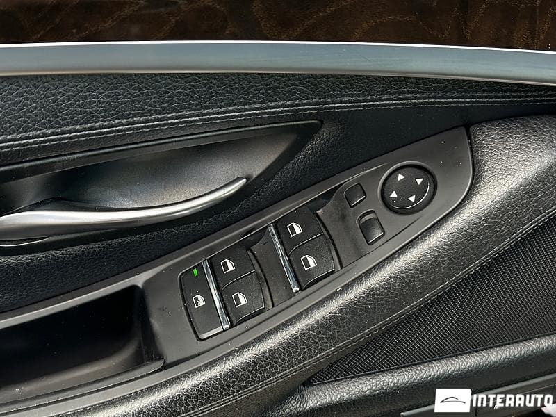 BMW 528 2012 — Миниатюра 7