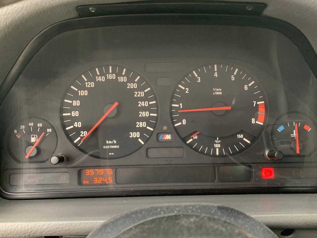 BMW 520 1992 — Миниатюра 7