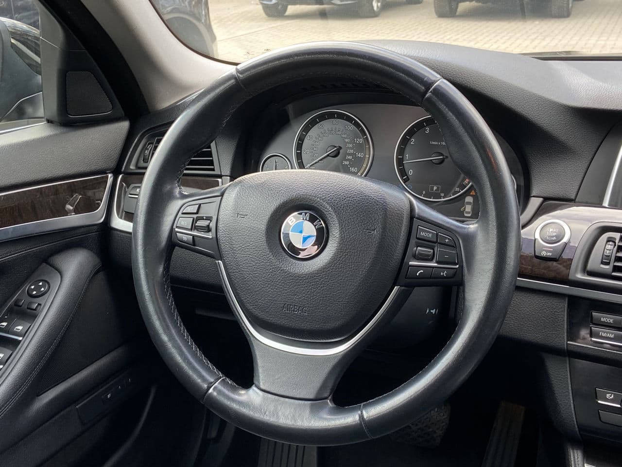 2015 BMW 528 — Miniatură 8