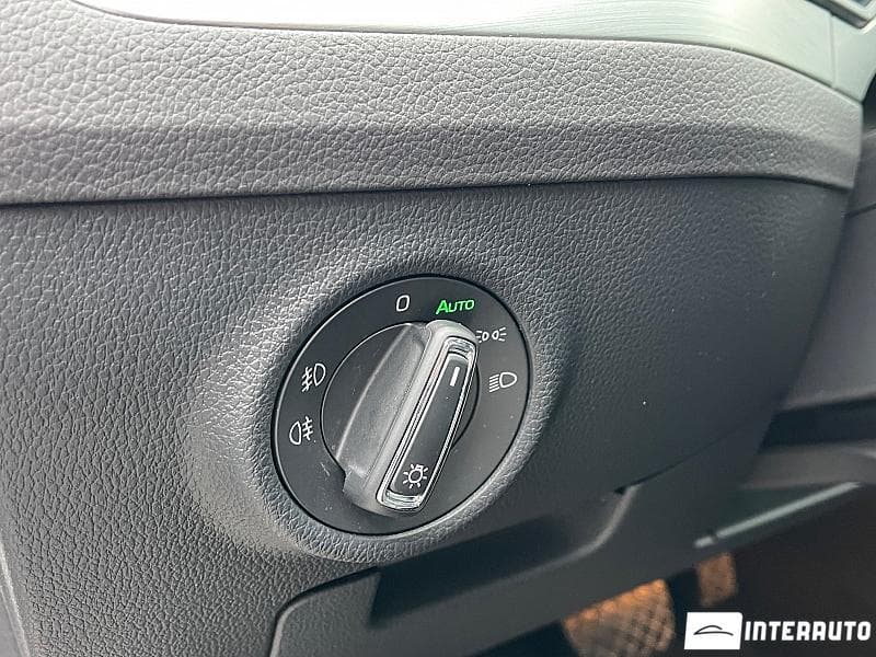 2018 Skoda Superb — Miniatură 14