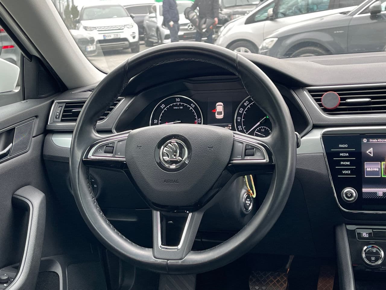 2018 Skoda Superb — Miniatură 8