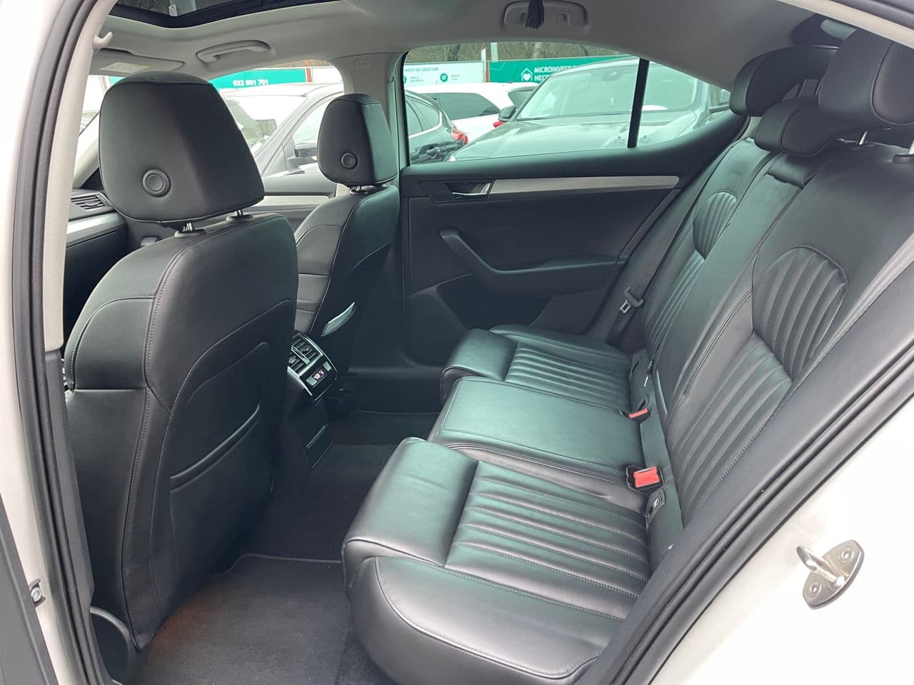 2018 Skoda Superb — Miniatură 17