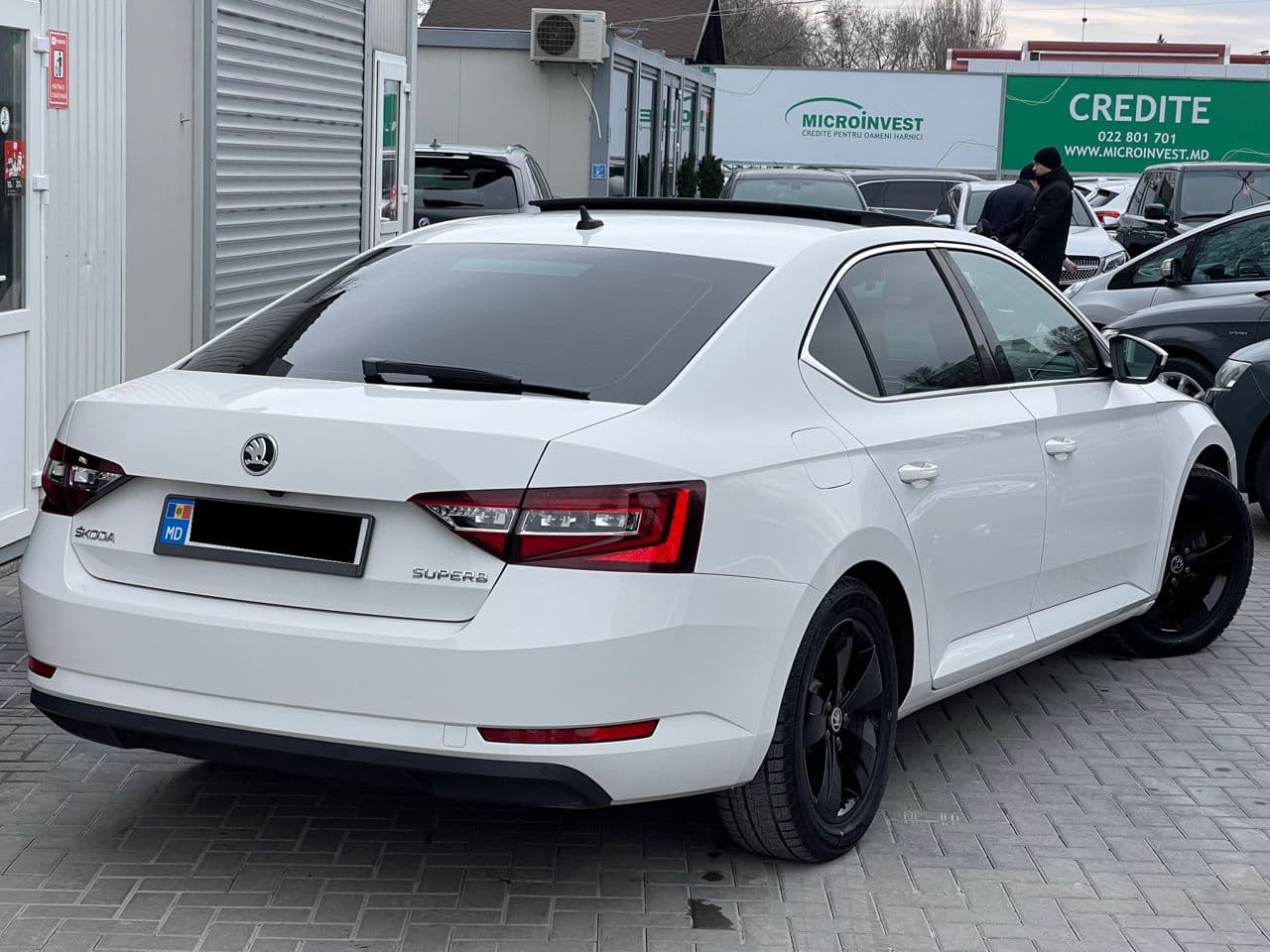 2018 Skoda Superb — Miniatură 4
