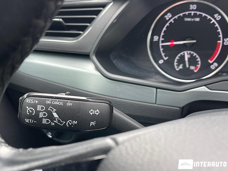 2018 Skoda Superb — Miniatură 13
