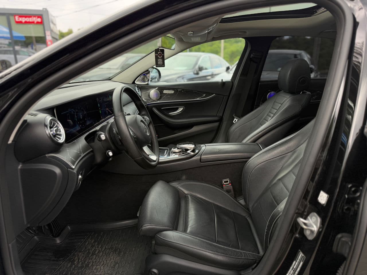 Mercedes E 200 2017 — Миниатюра 7