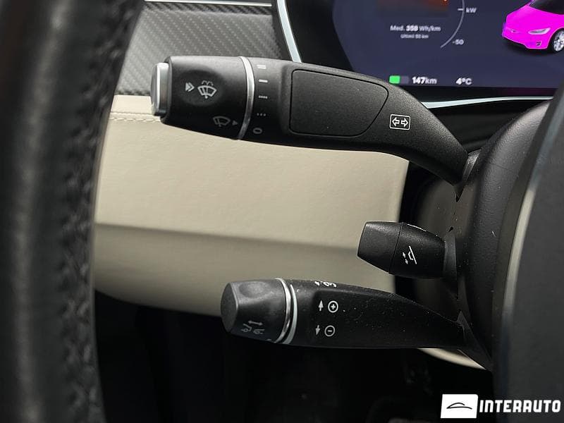 2018 Tesla Model X — Miniatură 10