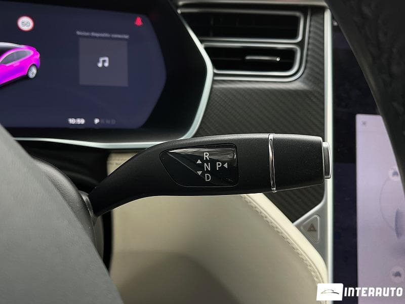 2018 Tesla Model X — Miniatură 11