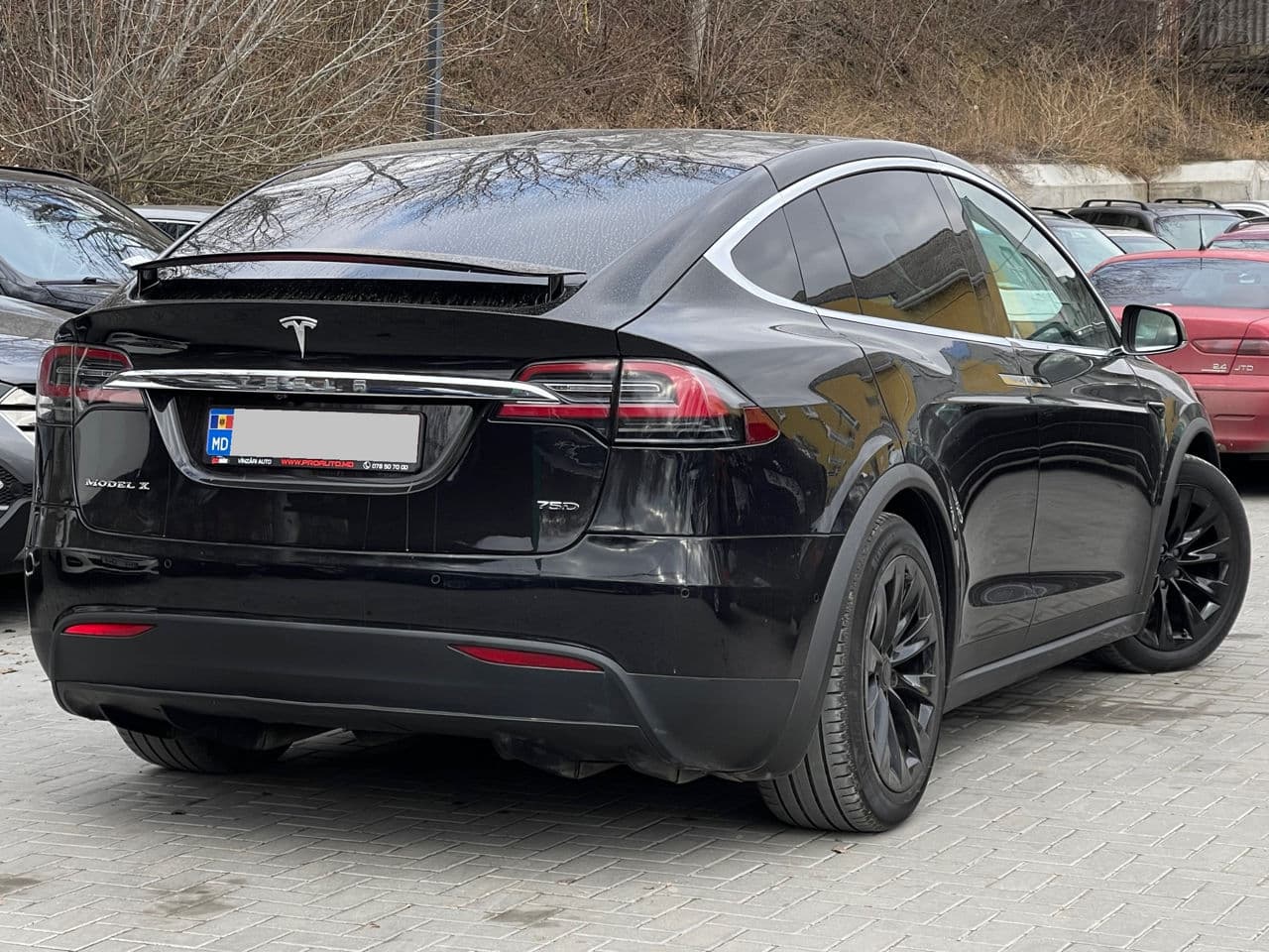 2018 Tesla Model X — Miniatură 2