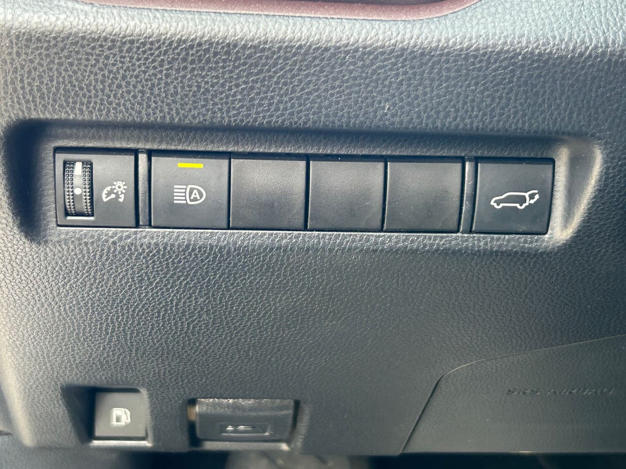 2019 Toyota Rav-4 — Miniatură 11